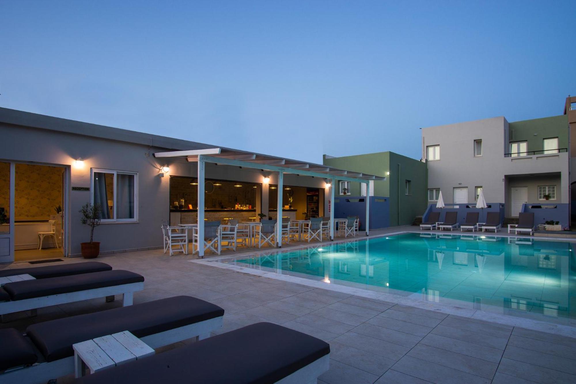 Golden Sun Boutique Aparthotel Malia  Bagian luar foto