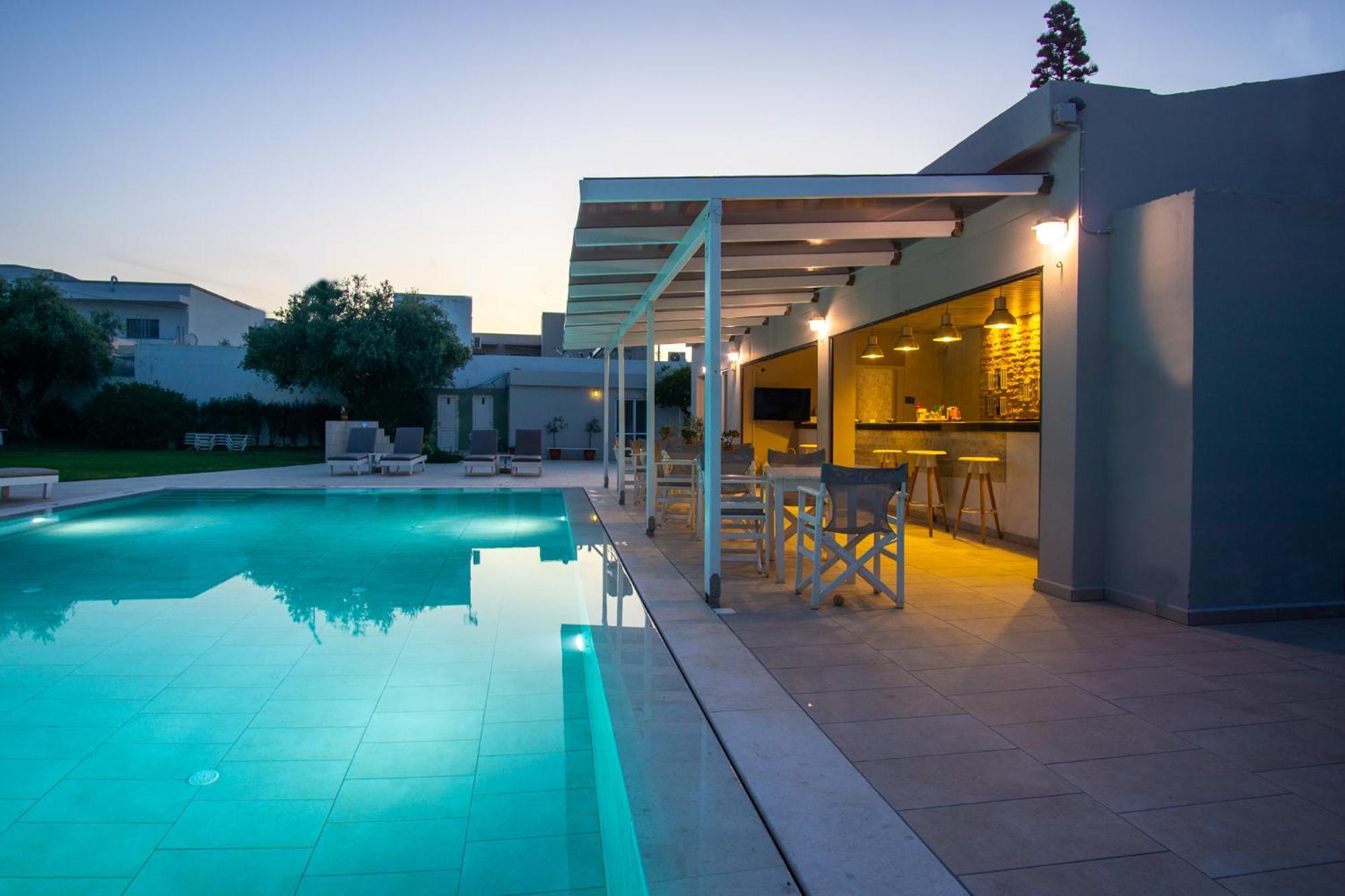 Golden Sun Boutique Aparthotel Malia  Bagian luar foto