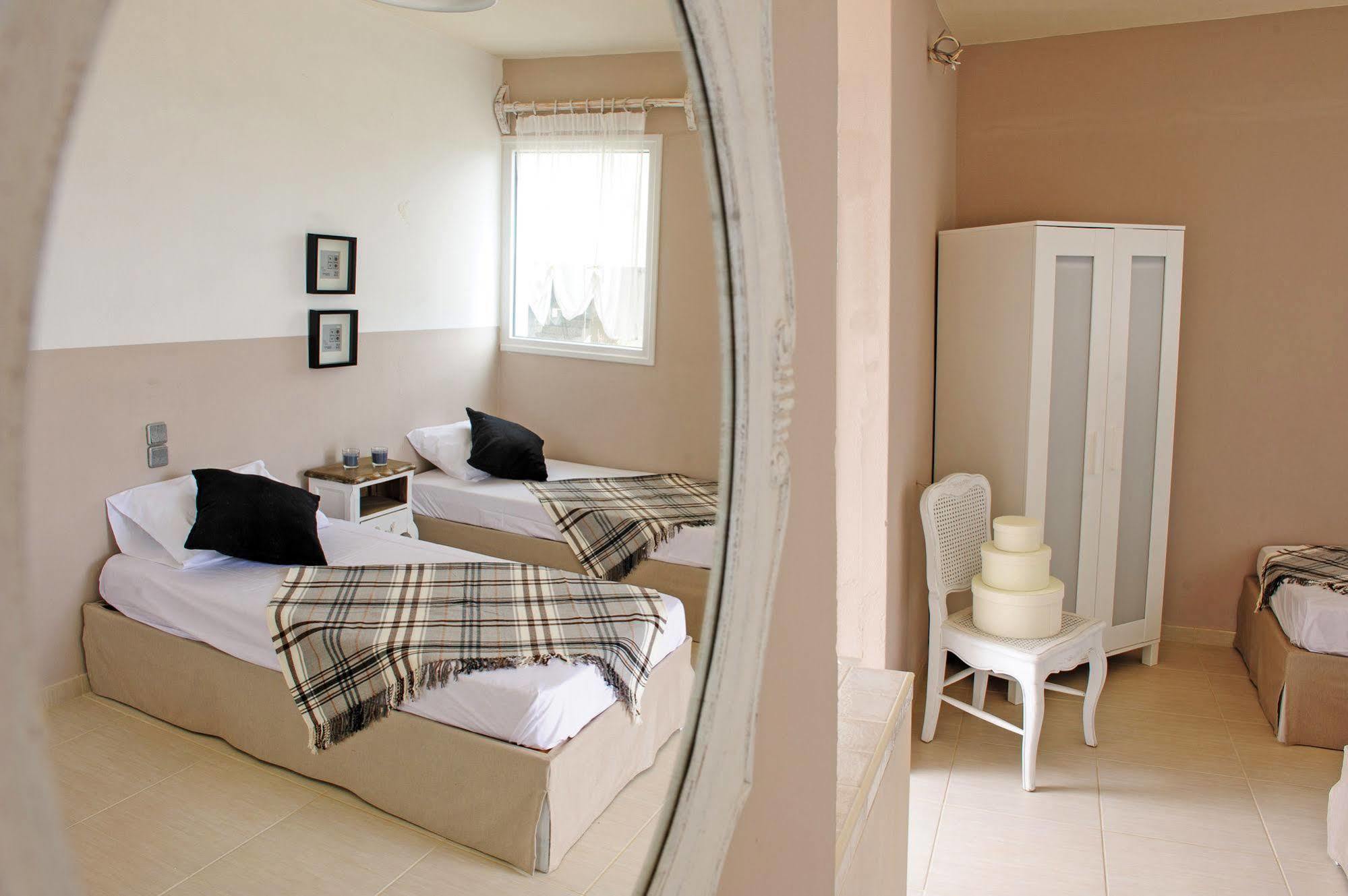Golden Sun Boutique Aparthotel Malia  Bagian luar foto